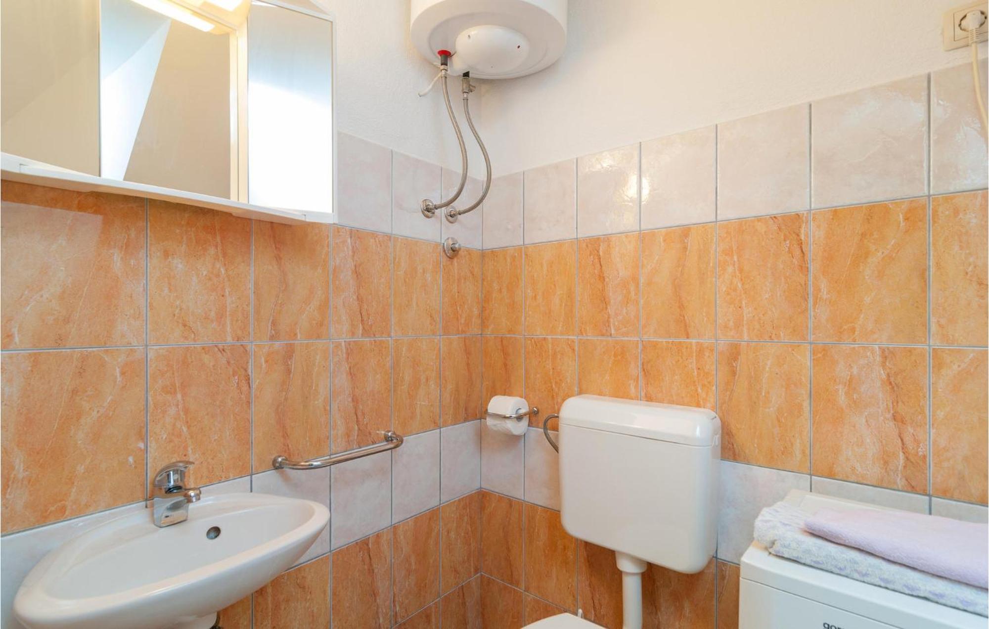 Two-Bedroom Apartment Lokva Rogoznica With Sea View 02 Luaran gambar